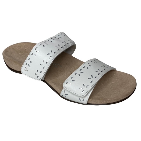 Vionic Shoes - Vionic Randi Slide Sandals. Size 7.5